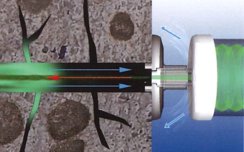 コンクリート内の空気を排出し樹脂を微細クラックの奥まで届ける